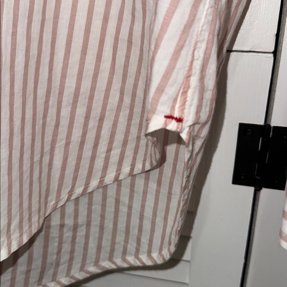Xirena Beau Striped Pattern 100% Cotton Button Down Blouse Pink Sand Size M - Picture 6 of 6
